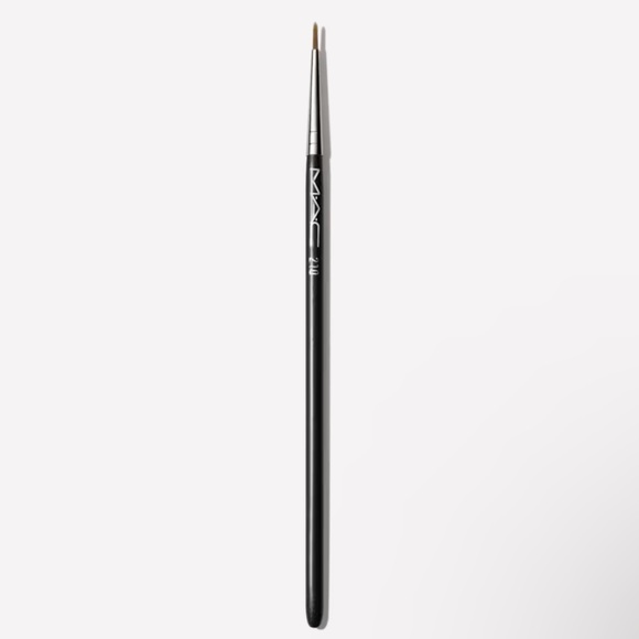 MAC 210 Precise Eyeliner Brush for Makeup Face Eye Shadow Liner NWT NEW SEALED - Picture 16 of 16